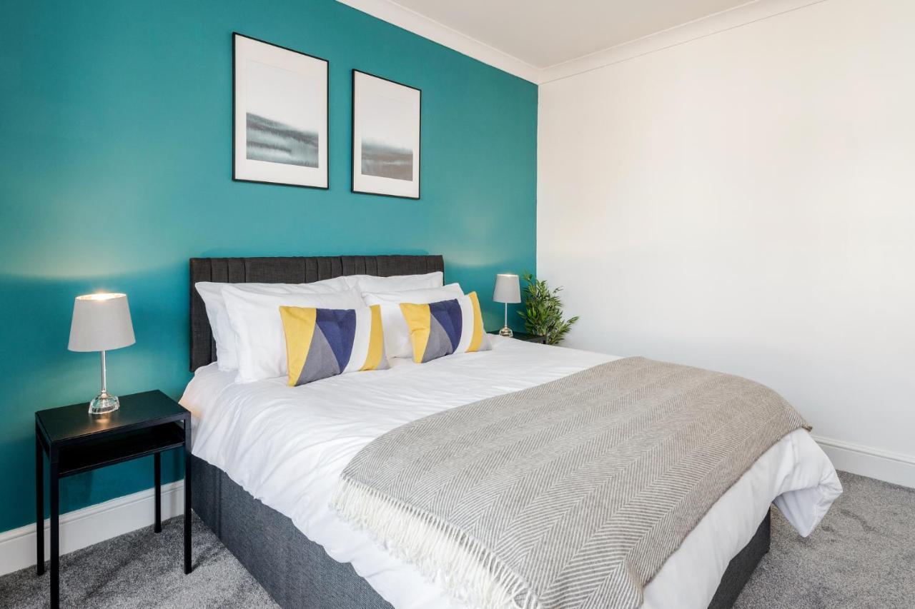 Business & Leisure 2 Bedroom & Parking By Damask Homes イルフォード エクステリア 写真