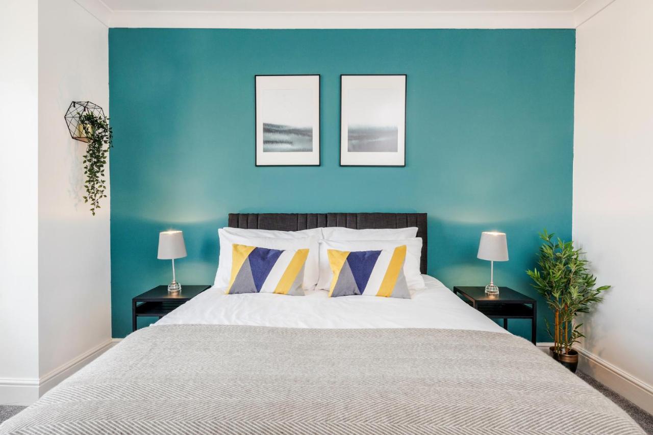 Business & Leisure 2 Bedroom & Parking By Damask Homes イルフォード エクステリア 写真