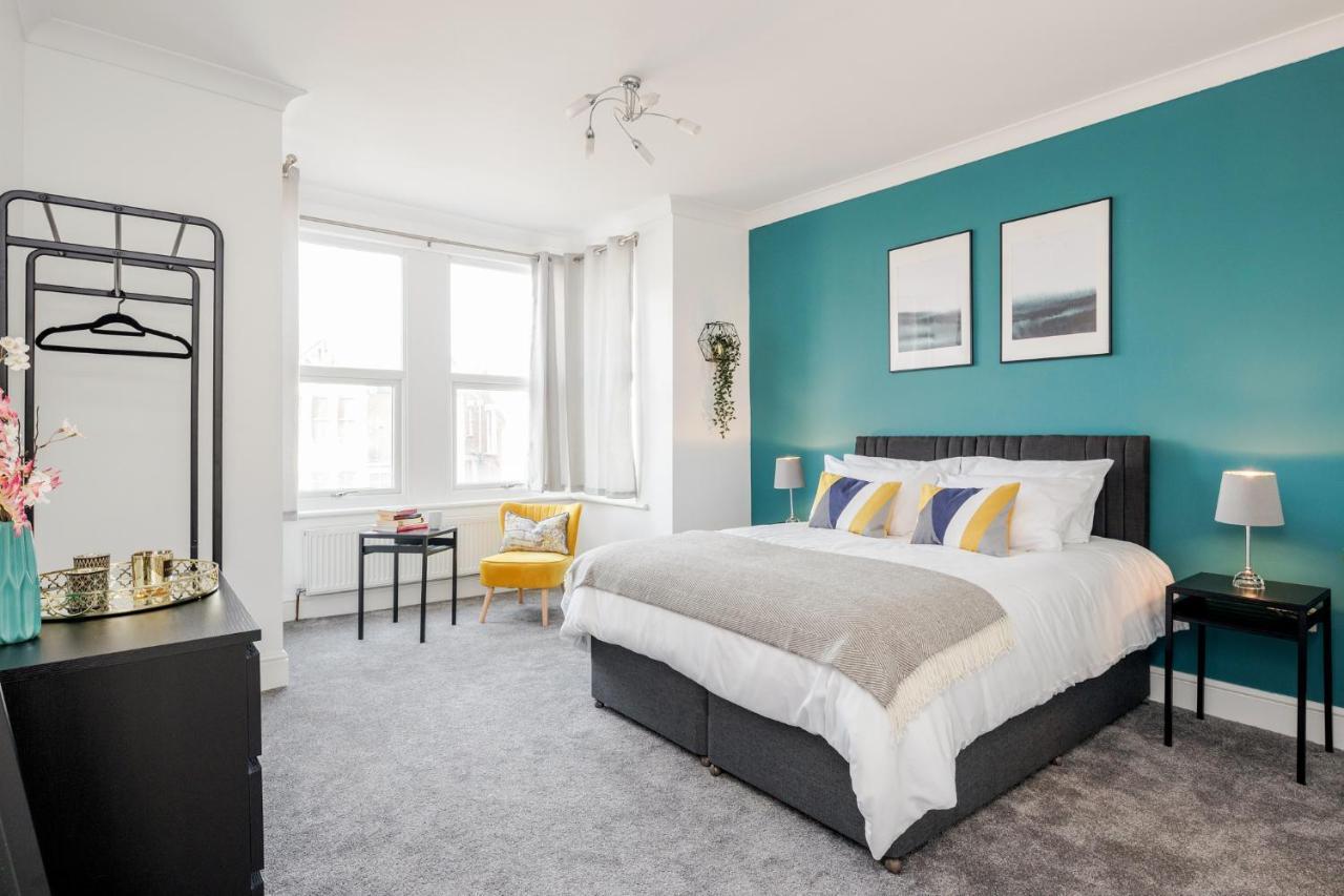 Business & Leisure 2 Bedroom & Parking By Damask Homes イルフォード エクステリア 写真
