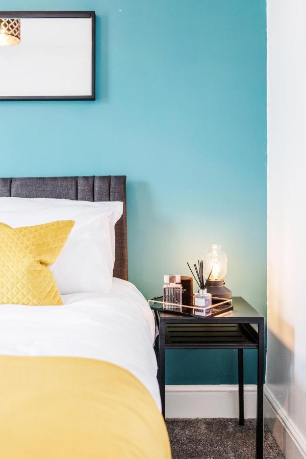 Business & Leisure 2 Bedroom & Parking By Damask Homes イルフォード エクステリア 写真