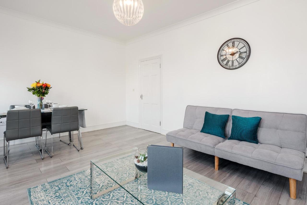 Business & Leisure 2 Bedroom & Parking By Damask Homes イルフォード エクステリア 写真